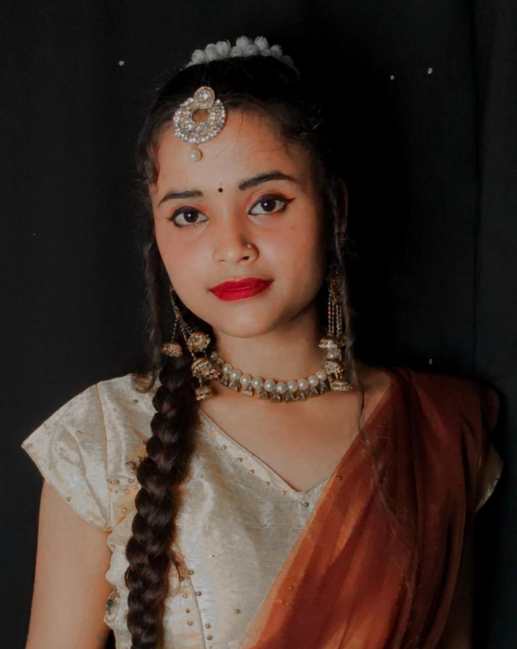 Divya  Singh